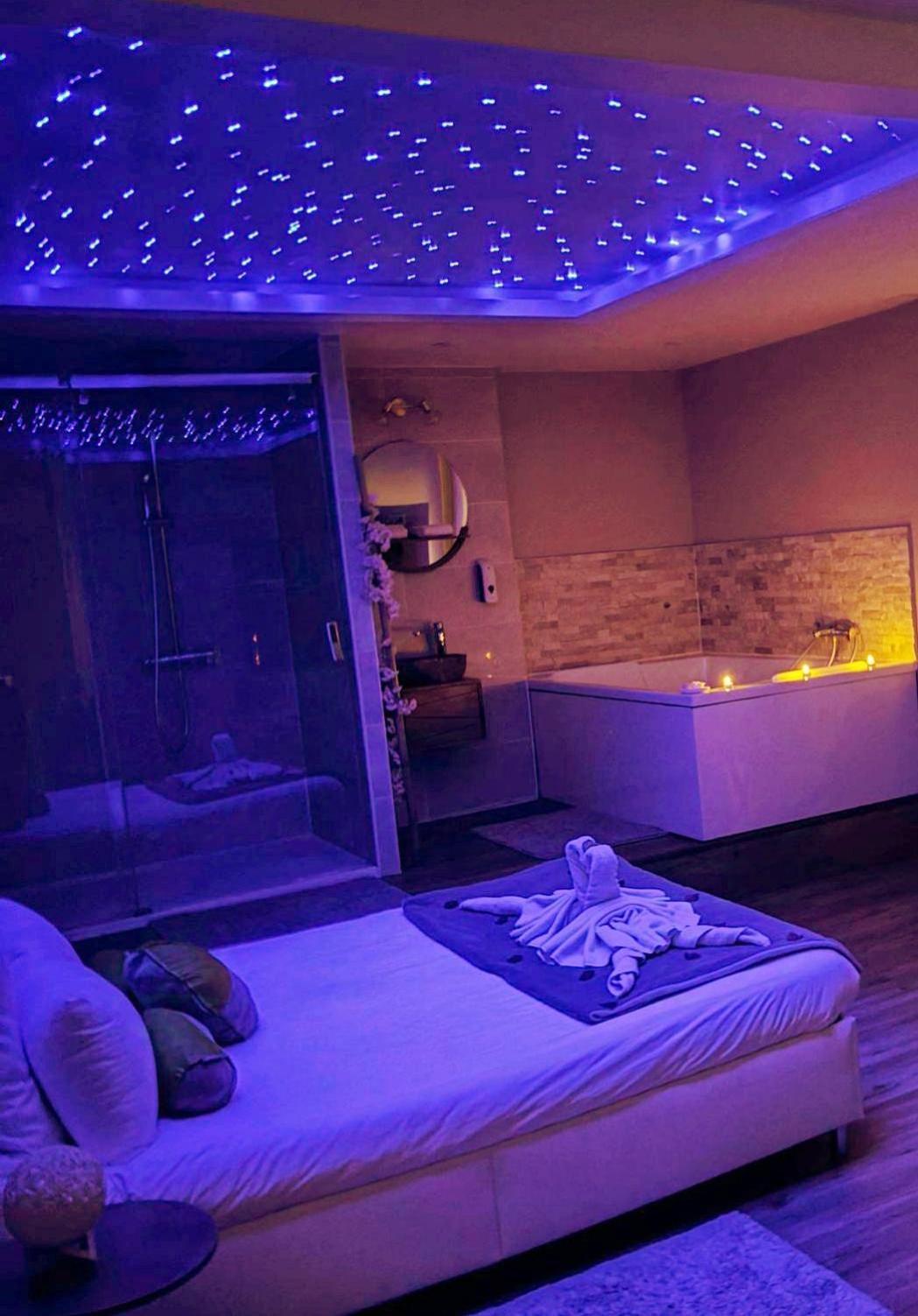 Studio Love Room Spa Baignoire Double La Ciotat Centre Port Экстерьер фото